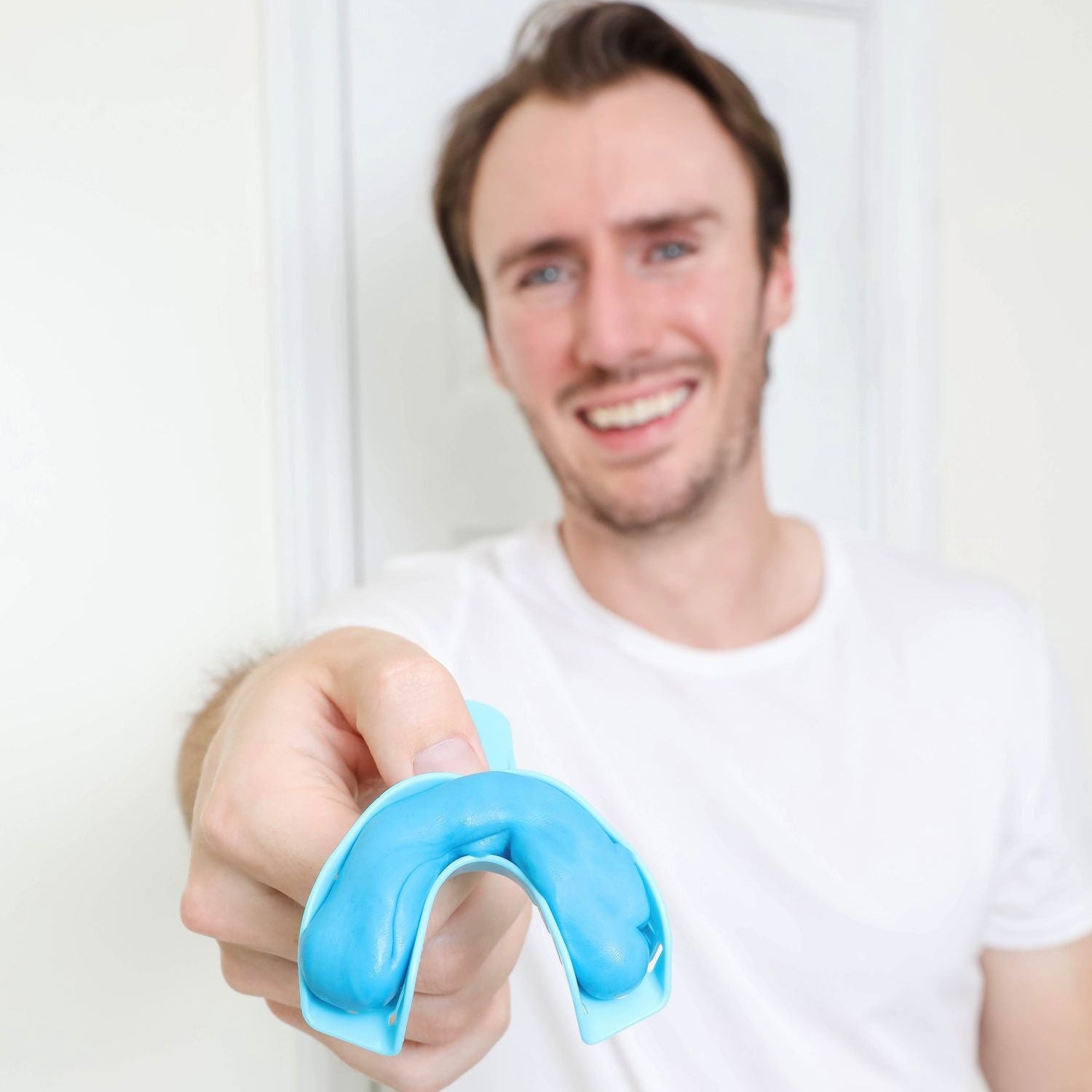 At home night guard impression putty